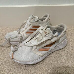 Adidas White Bounce Size 6.5